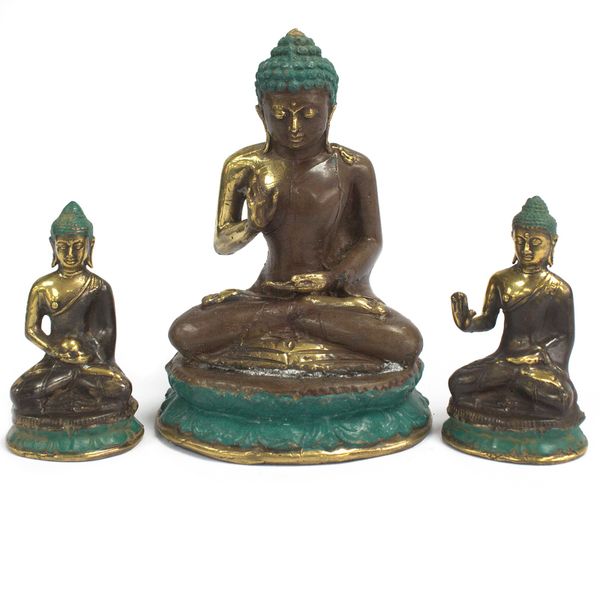 Velký Sedící Buddha