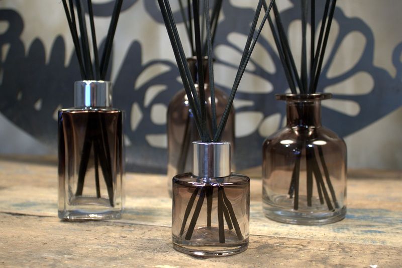 250 ml Oválná Starobylá Difuzní Láhev - Uhlová