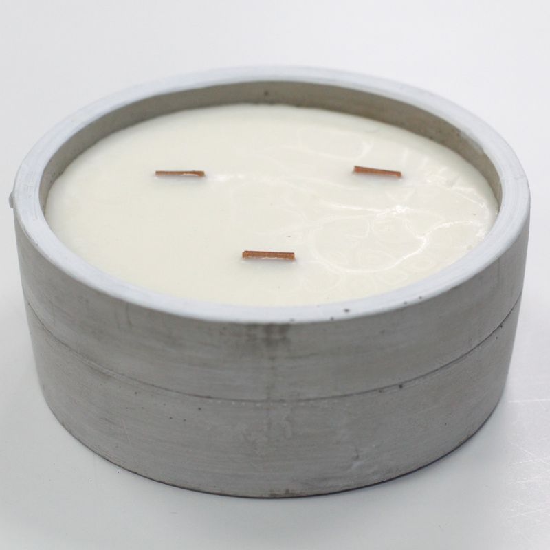 Sojové Svíčky v Betonu - Velké - Patchouli a Tmavý Jantar
