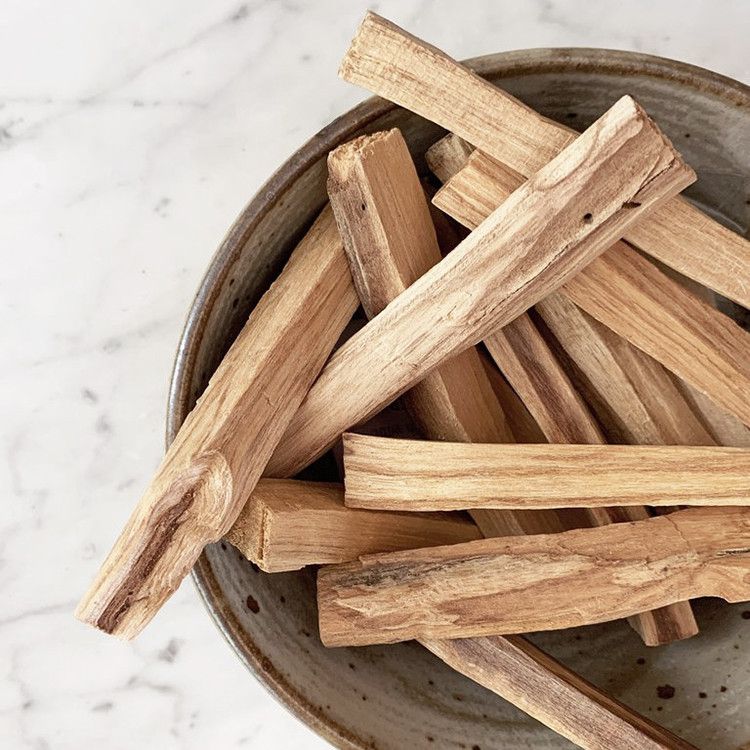 Palo Santo Dřívka 100g (10-15 dřívek)