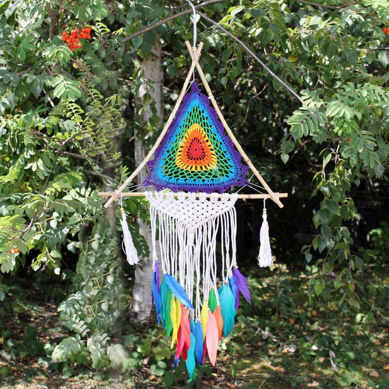 Lapač Snů Bali - Velká Barevná Pyramida