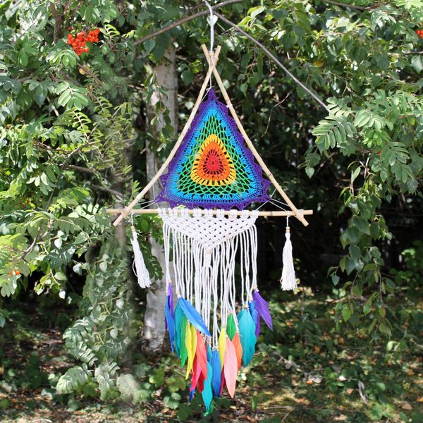 Lapač Snů Bali - Velká Barevná Pyramida