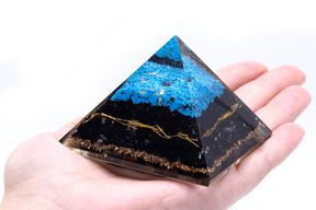 Orgonite Pyramid - Tyrkys a Černý Turmalín - 70 mm