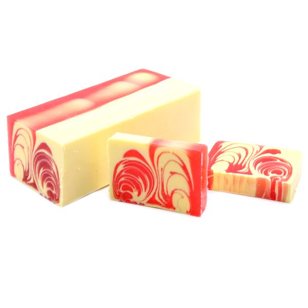 Ručně Vyráběné Mýdlo 1.2kg  - Jahoda