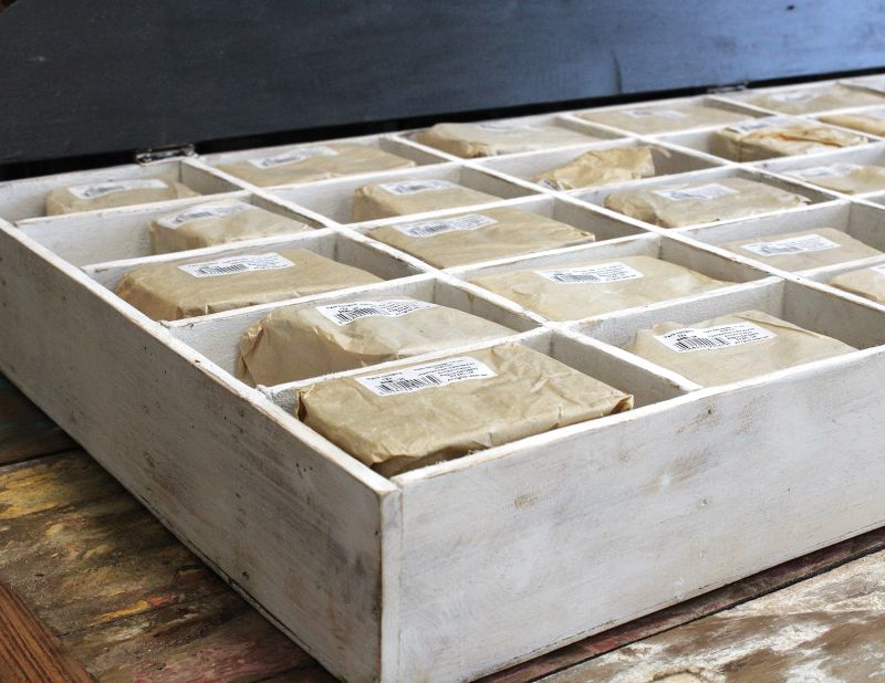 Rustikální Čísla a Písmena - Styl Kůry - Výstavní Box & Starter