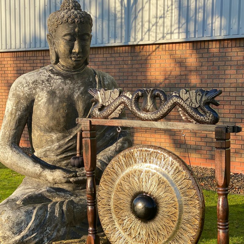 Velký Gong s Hnědým Antickým Stojanem - 80cm - Vzorovaný