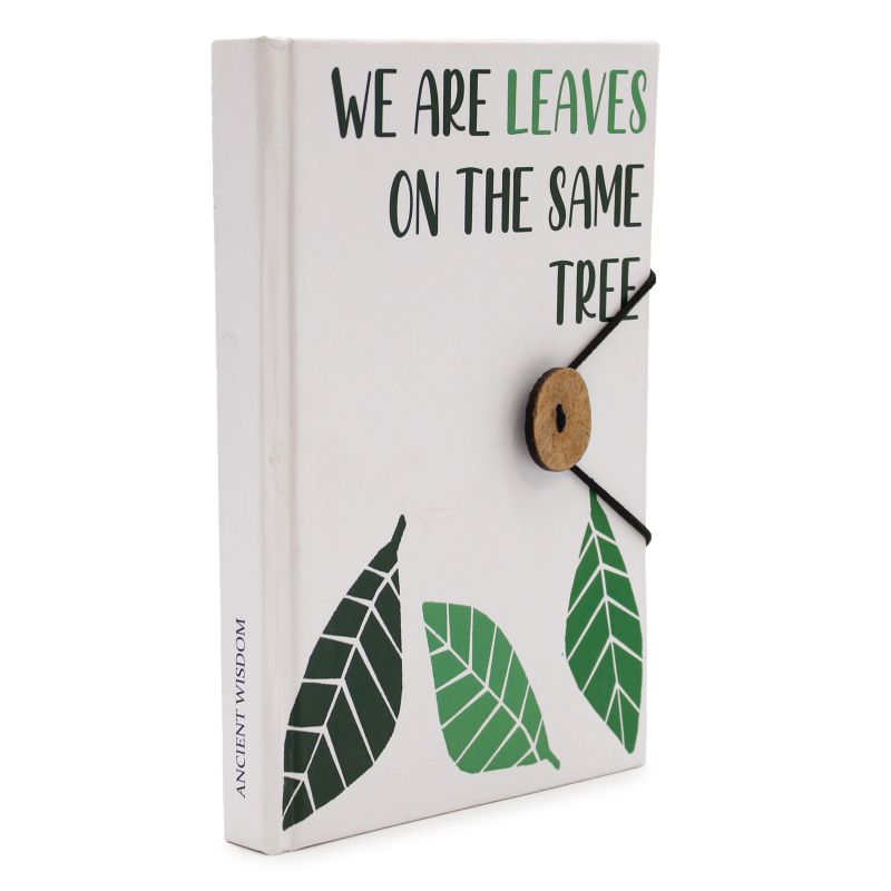 Malý Zápisník se Šňůrkou - Leaves on the same tree