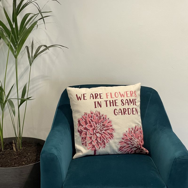 Povlak na Polštář s Potiskem - We are Flowers - Olivová, Růžová a Přírodní