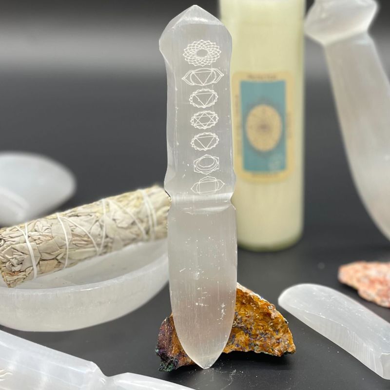 Selenitový Obřadní Nůž - Chakra