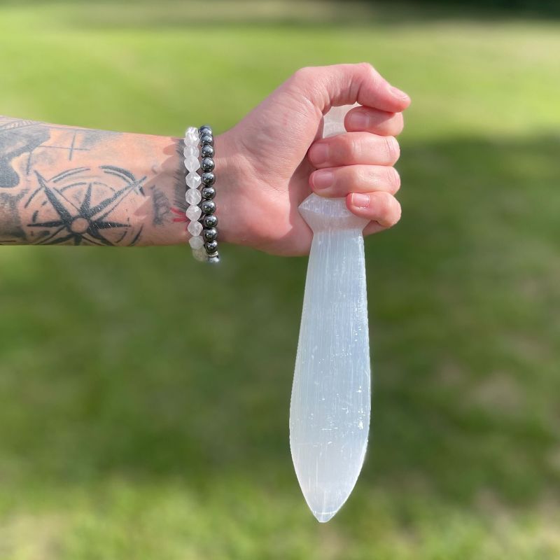 Selenitový Velký Obřadní Nůž - Spirálovitý (25cm)