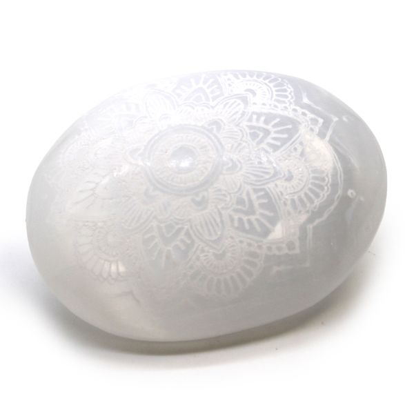 Selenitový Oblázek - Gravírovaná Mandala