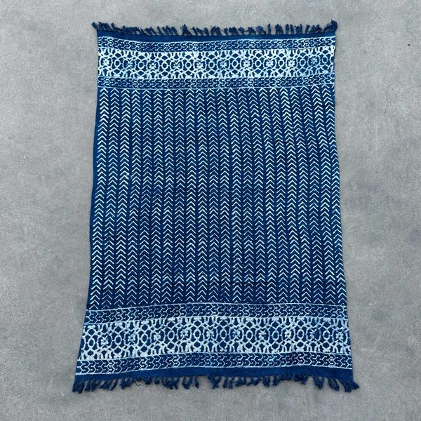 Ručně Vyráběný Indigový Přehoz - 170x120cm - Seedha Šipky
