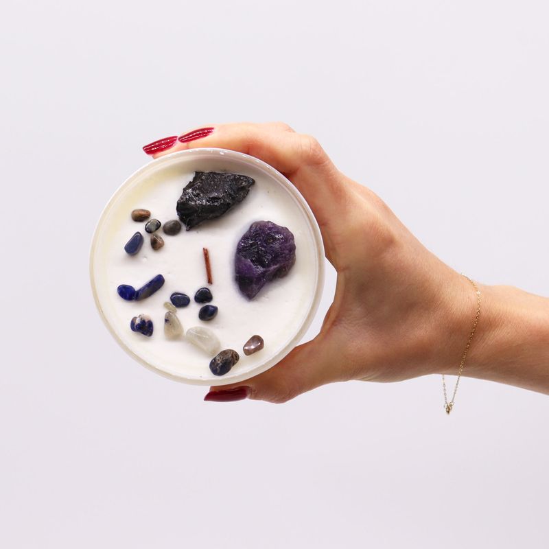 Čakrová Svíčka s Drahými Kameny - Solar Plexus Čakra