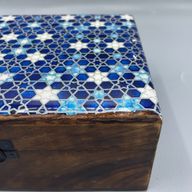 Velká Dřevěná Krabička s Keramickou Glazurou - 20x15x7.5cm - Modré Hvězdy
