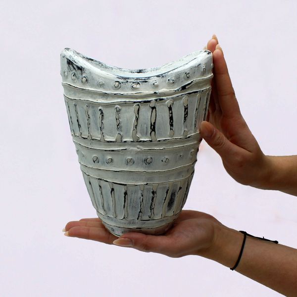 Váza se Širokým Hrdlem - Krémová 22cm