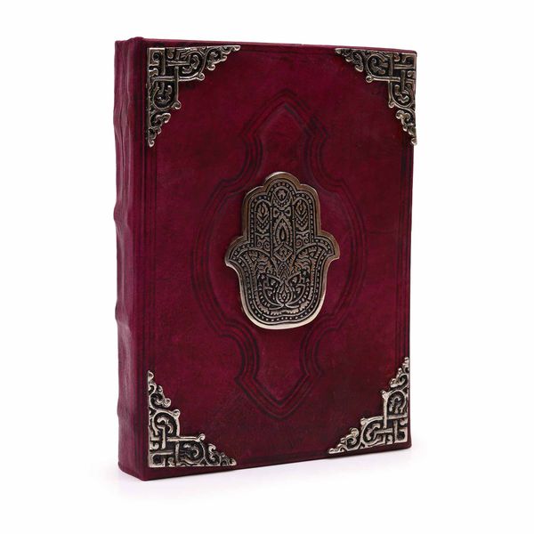 Červený Zápisník z Hrubé Kůže - Zinkový Dekor - Hamsa - 200 Stran s Ozdobním Okrajem - 26x18cm