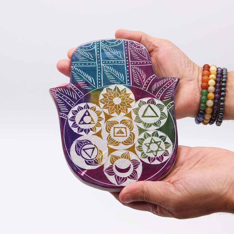Držák na kadidlo z mýdlového kamene, velký, s motivem Hamsa, 18x15x1.2 cm - 7 čaker