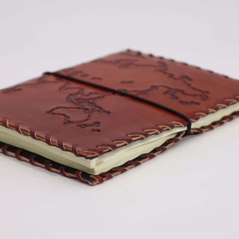 Cestovatelský Zápisník se Šňůrkou - Hnědý - 96 Stránek - 17x13cm