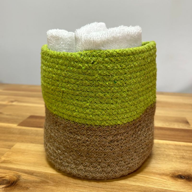 Malý úložný koš z bavlněné/jutové šňůry 15×15 cm – Pistáciová