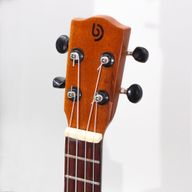 Ručně Vyráběné Ukulele - Oranžový Sunburst Finish (4 Struny)