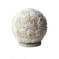Boho Lampa z Mořských Mušlí - Glóbus Růží - 20cm