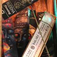 Banjara Buddha – Dárkový Startovací Set 12 Balení po 6 Vonných Tyčinkách