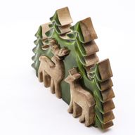 Ztraceni v Lese - 2 Jeleni v Lese 3D - Dřevěná Dekorace 18x23cm