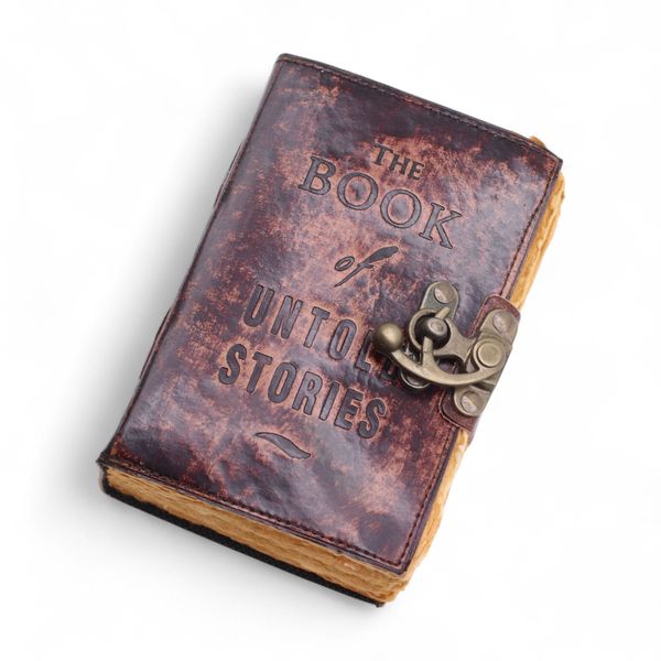 Kožený Zápisník se Zdobeným Okrajem (6x4") - The Book of Untold Stories