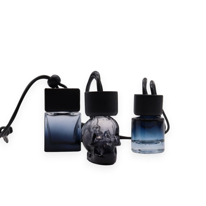 Černá Lahvička - Difuzér do Auta - Visící - 8ml - (3 různé designy x 4)
