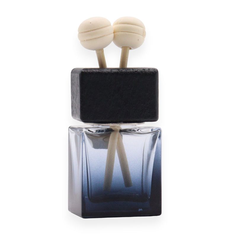 Černá Lahvička - Difuzér do Auta - do Ventilace - 8ml - (3 různé designy x 4)