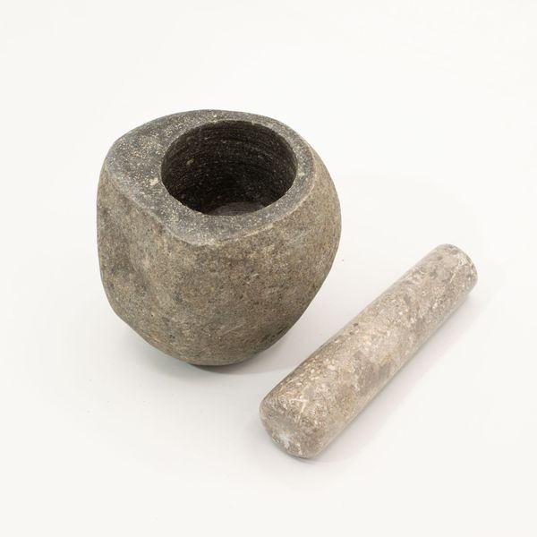 Hmoždíř z Přírodního Říčního Kamene - Střední (cca 12x8cm)
