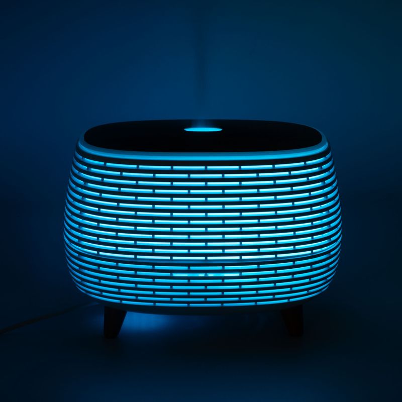 Aroma Difuzér - Futuristické Žebrování - Změna Barvy - Dálkové Ovládání