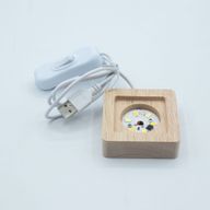 6cm Čtvercový Dřevěný USB LED Stojan - Studená / Teplá / Denní Světlo