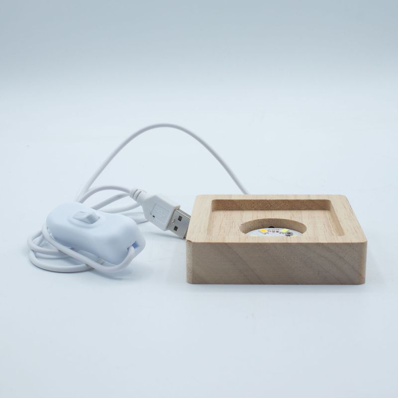 8cm Čtvercový Dřevěný USB LED Stojan - Studená / Teplá / Denní Světlo