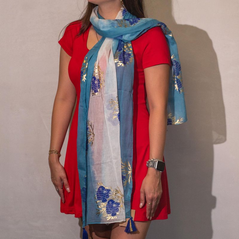 Nomad Sari  - Letní Šátek -  180x50cm - Vodní Ryba - Mořská Modrá