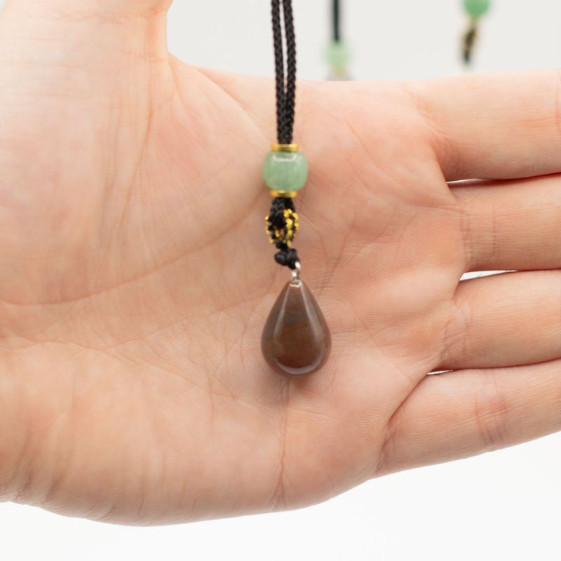 Přívěšky na Šňůrce z Drahých Kamenů - Botanická Kolekce (různé)