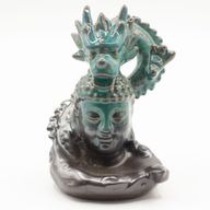 Stojan “Tekoucí Dým“ - Drak nad Buddhou