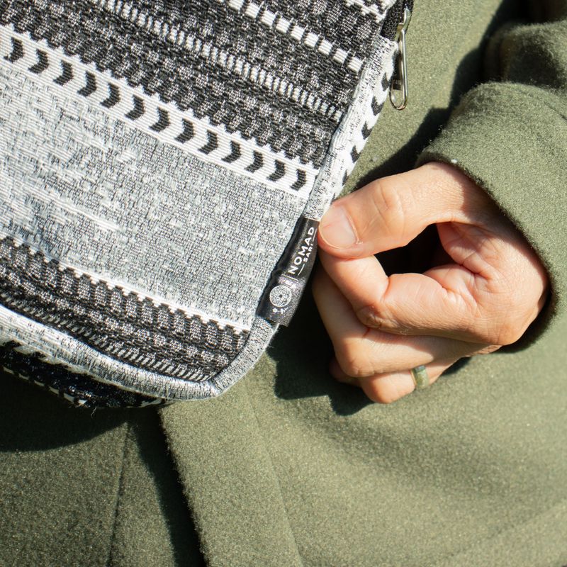 Jacquardové přírodní tašky - Urban Caravan - Crossbody taška