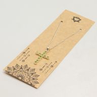 Indické modlitební přívěsky - postříbřené (řetízek 45 cm) - peridotový kříž