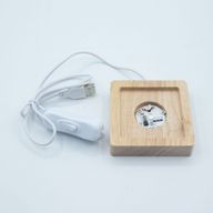 8cm Čtvercový Dřevěný USB LED Stojan - Více Barev