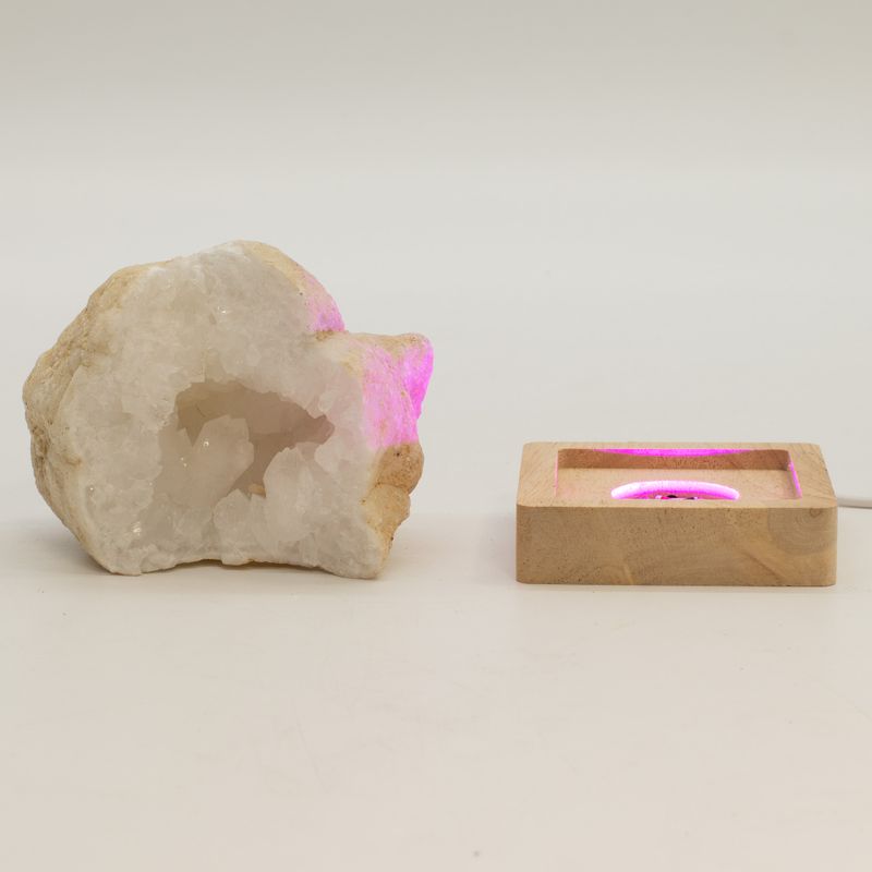 8cm Čtvercový Dřevěný USB LED Stojan - Více Barev