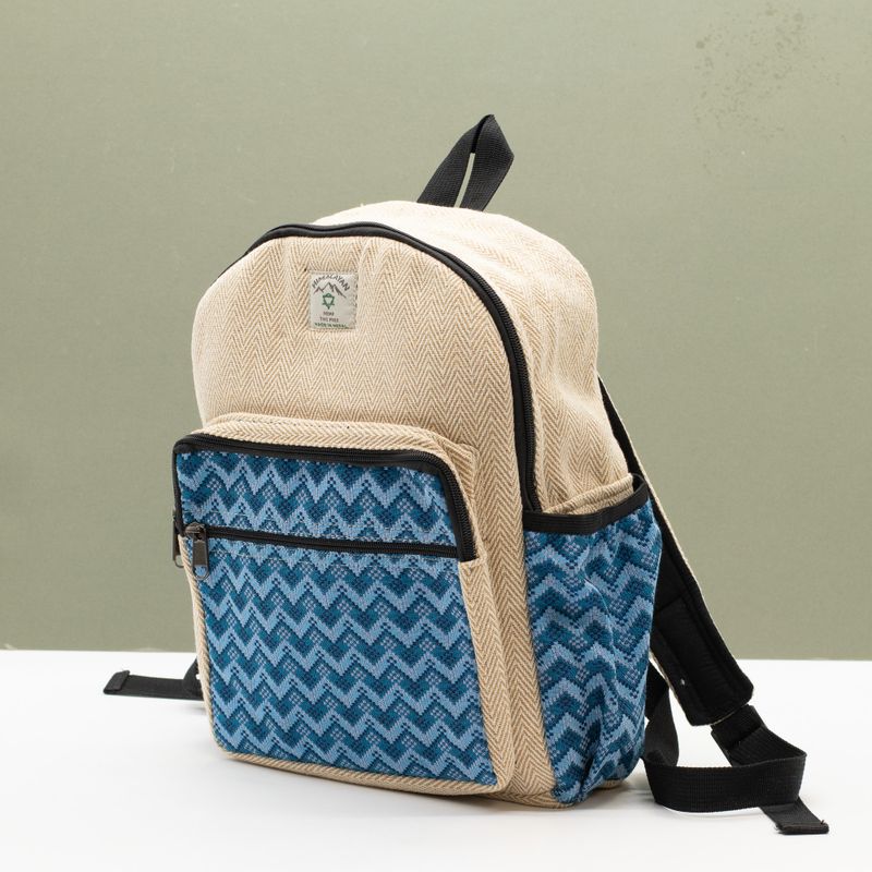 Standardní Kathmandu batoh - Dhaka design (34×27×10 cm)