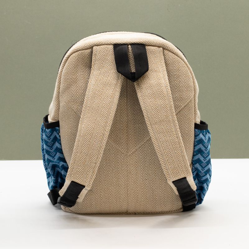 Standardní Kathmandu batoh - Dhaka design (34×27×10 cm)
