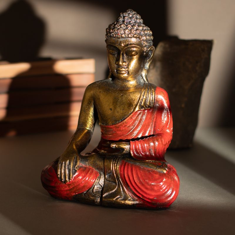 Červený a zlatý Buddha - Velký