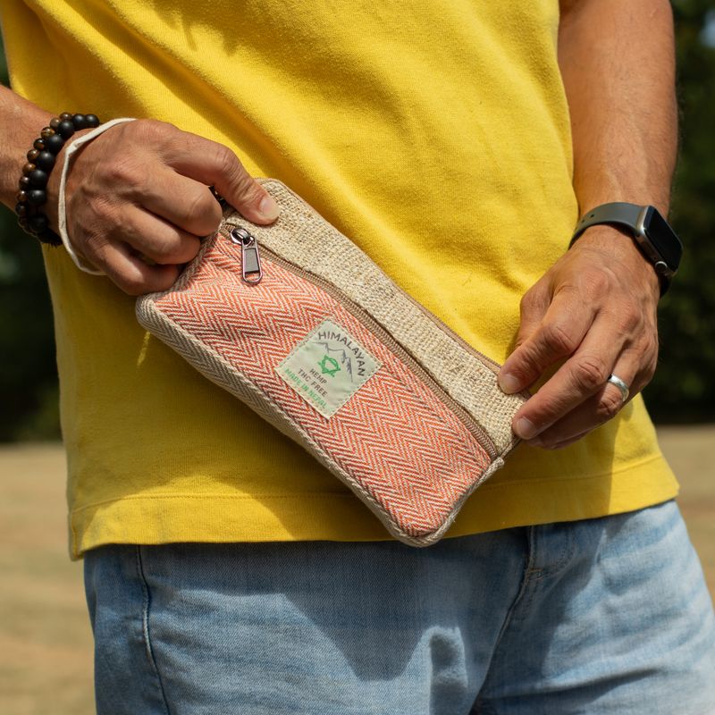 Konopná zip taštička na telefon, tabák a cokoli (různé varianty)