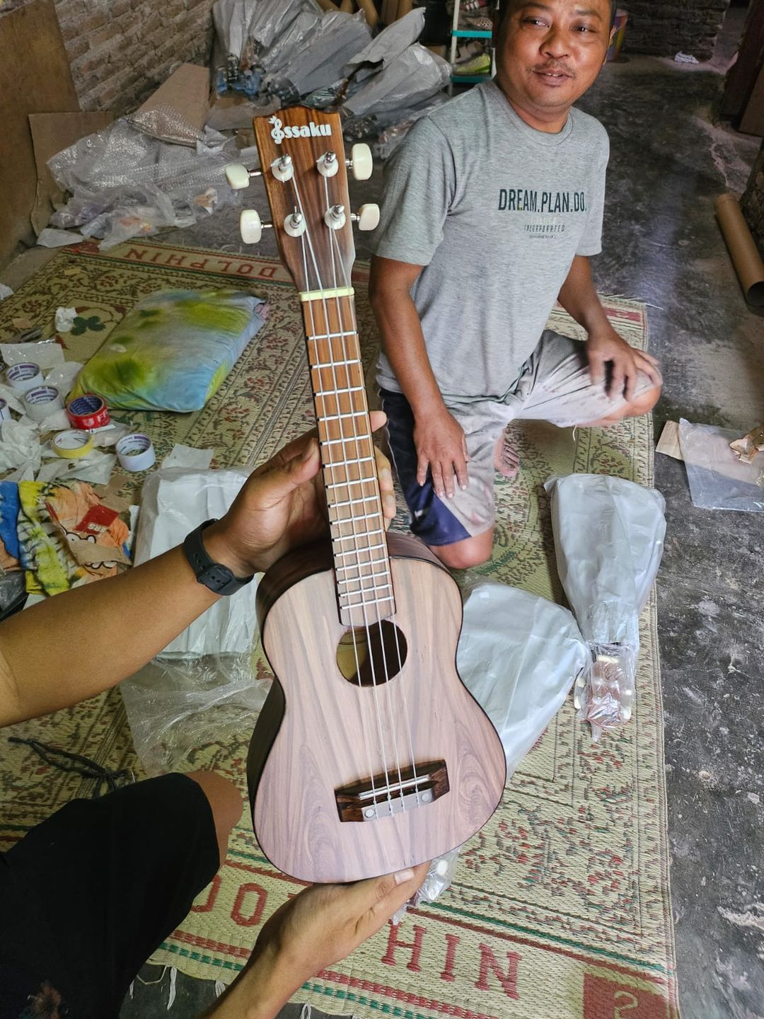 Ručně Vyráběné Ukulele
