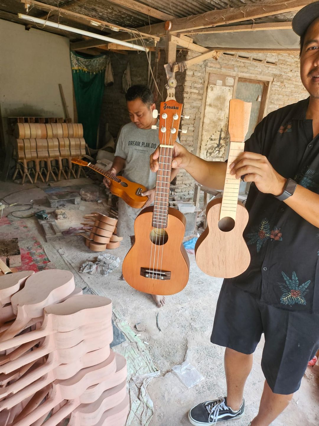 Ručně Vyráběné Ukulele