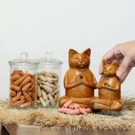 Dřevěné vyřezávané kadidelnice - Velká jógová kočka