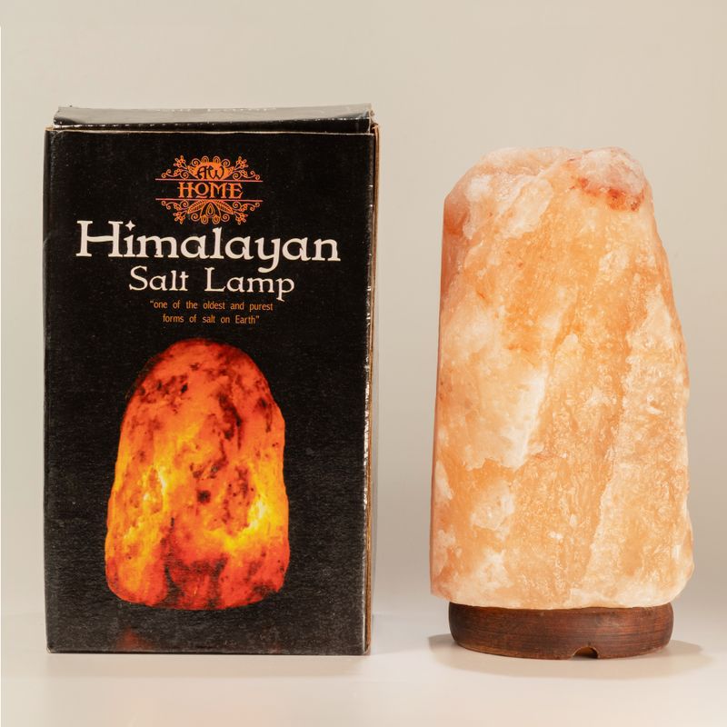 Kvalitní solná lampa - přibližně 1,5 - 2 kg