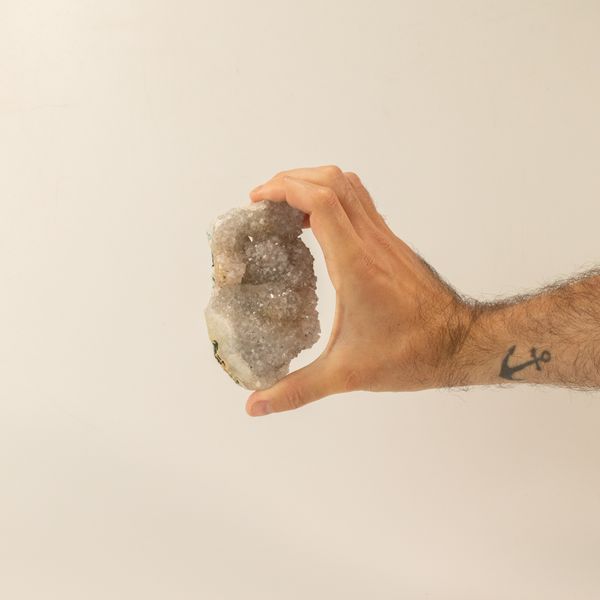 Středně velké smíšené ametystové geody - 6–9 cm (přibližně 1 kg) 2–3 kusy